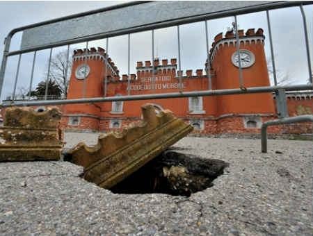 49351d548ce46cd6d8281b0d652169bc