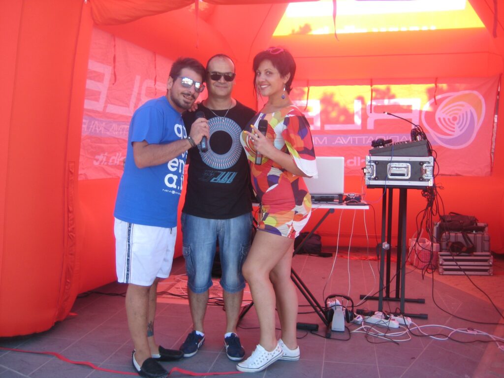 EASY LIFE ON THE BEACH BECK'S GREEN LEMON, buona la prima 1 4cc35e7608e38b0fd0f31ceb96e37435