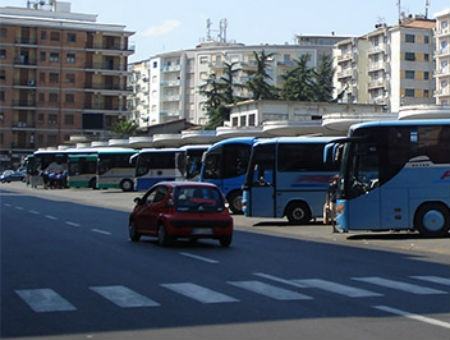 Molesta le ragazzine, africano arrestato a Cosenza per violenza sessuale 59 4eec6cad6a9cdd152b4ddb450beadfdc