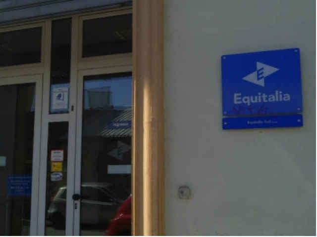 Equitalia sotto accusa, la denuncia: “Non può ipotecare la prima casa” 62 502e2ded8633b15559ee8ad6e4ff93cd