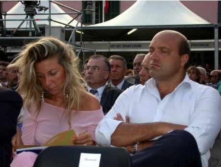 51881c3679aa50a04aa7a5c5e1816ef5