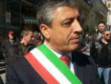 5243053e6d82a6380ed1b4406a4dd20b