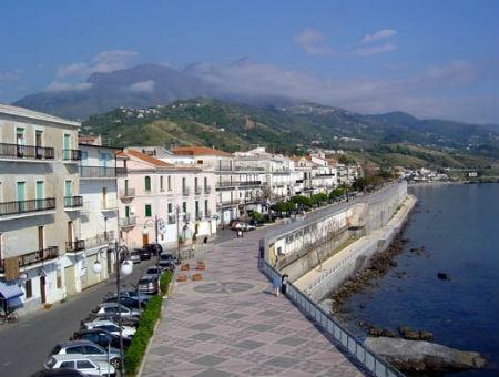 585d9de048d27c367281e296f7043317