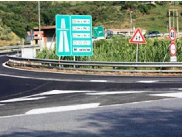 5de4986cfb95a6bb5a2d68b93f752eb0