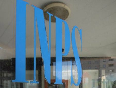 5e6908e8c94f14265f884d441d97ee1a