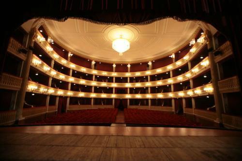 Al Teatro Rendano ospiterà il I Festival Internazionale di Musica Contemporanea 51 609feec44a533cb422f97da8b8fa60d5