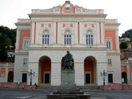 6526d6914908285dea2bca4c69bd4b4e