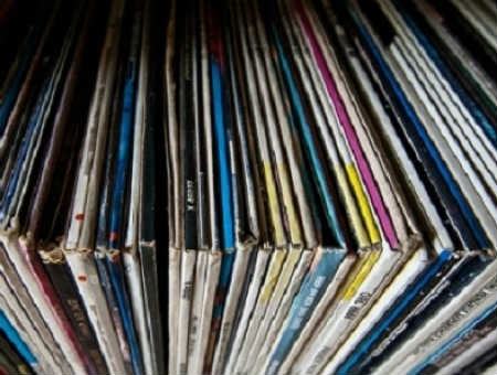 Giornata del vinile, a Cosenza tutti in piazza per scambiare i 'gioielli' 51 681c95ca2c140680383be2cbdc84c30a