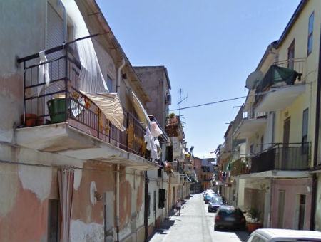 69515c533878150652a89dc0407bf094