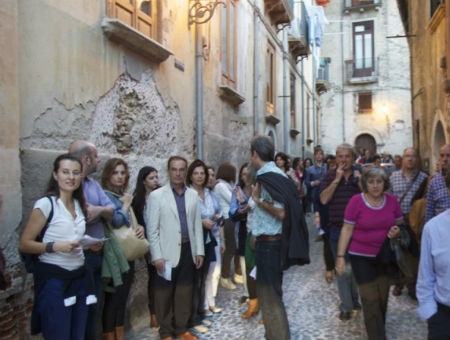 6bbfb75a1980ba7c62abb3a22086892d