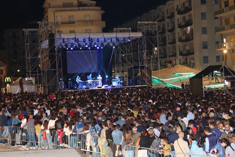 71855761 2587832941279313 853015659292917760 n