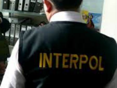 72fc73be3f32fc95a09aa76b81e5ca5b