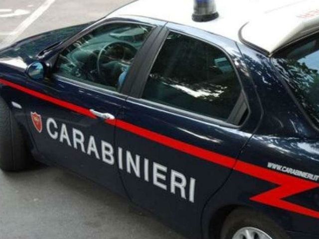 4 fermi a Lamezia Terme 68 758344c92d2f2d8783ceca461cbf09fc