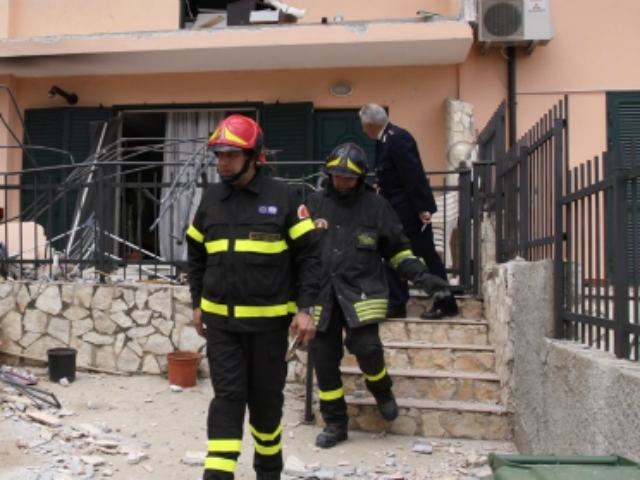 77535e3d475caea554658904633bd51e