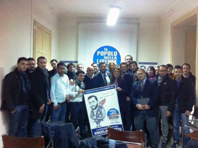 7a16e205791bc6643a6f360cda33ddba