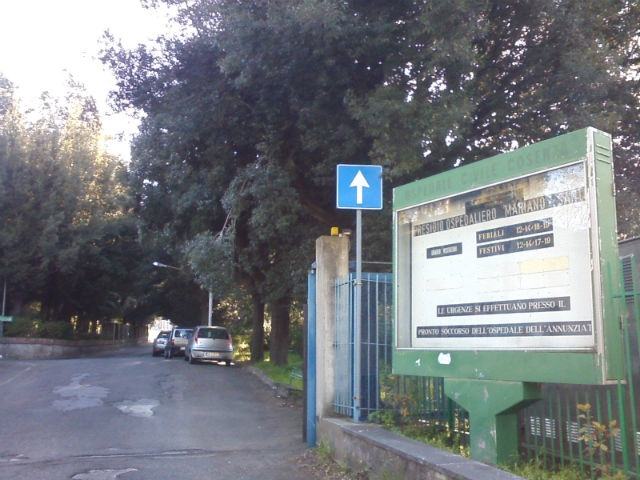 Il Mariano Santo 'trasloca', in via di trasferimento i pazienti di Pneumologia ed Oncologia (FOTO) 68 7c70fe739724c83dfc24fd0330657cbf