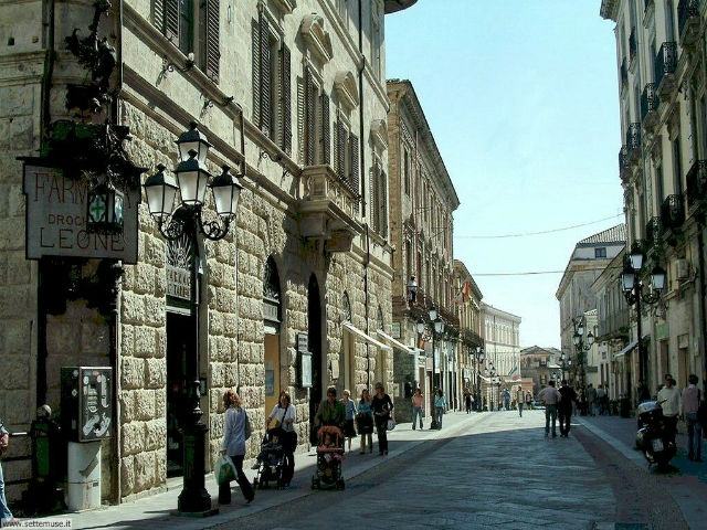 Detenuto ottiene autorizzazione per recarsi in Tribunale e al lavoro, arrestato mentre passeggiava 51 80a9877ee75b0796117cb07a9c84eec6