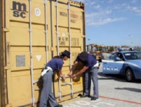Maxi sequestro di cocaina al Porto di Gioia Tauro 77 8337c9a3a911760255c845b8b563ed95