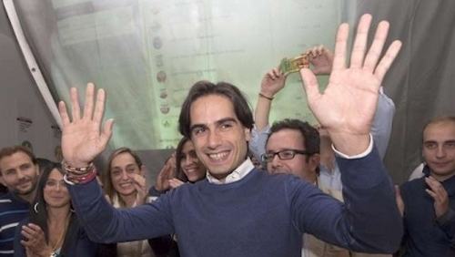 8424f7854714f6993afa06af0abb8286