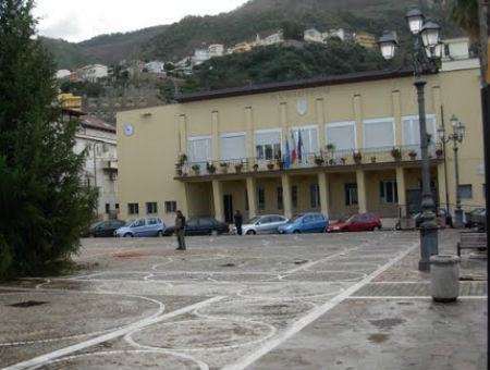 8438d3d677d16321a449fa6884f000af