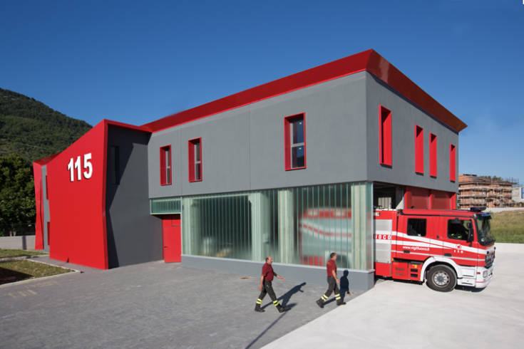 caserma vigili del fuoco paola