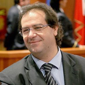 Truffa aggravata e falso, sequestrati beni all'ex consigliere regionale Sarra 51 89a245d240acde19e8f28e2d12ee2e7f