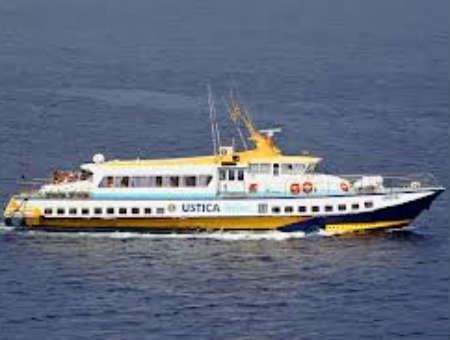 Reggio-Messina: raggiunto l'accordo con Ustica Lines per aumento corse 78 8b5843e9de88dd3d617b39d38a8e4658