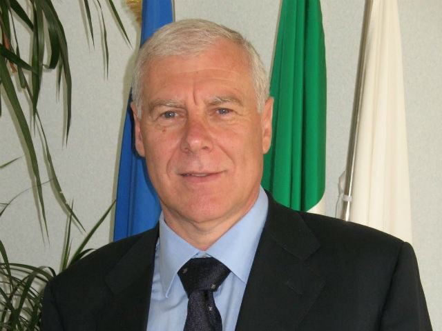 8e1555c76435cd252fd07dd91149375b