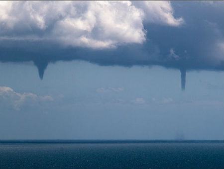 910d6d9f4c33cea7afcf1cc49cc395a8