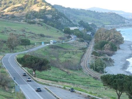 92fb38aca7fb8444a1e42693152a7de9