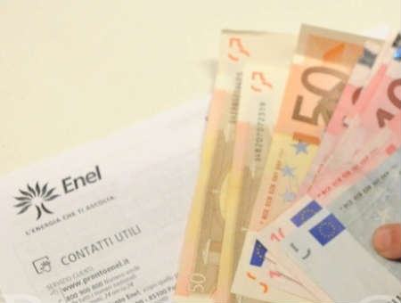 Richieste risarcimento fasulle all'Enel: indagati avvocati 62 940e5bd0730fde4a478f1573a6ce7e6d