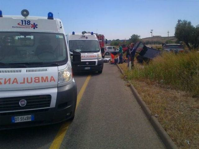 98915444ac3f4a58b5334d3c6479c4bb