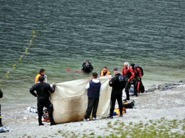 9af1826b772c4d0c3b40cc25c52f7637