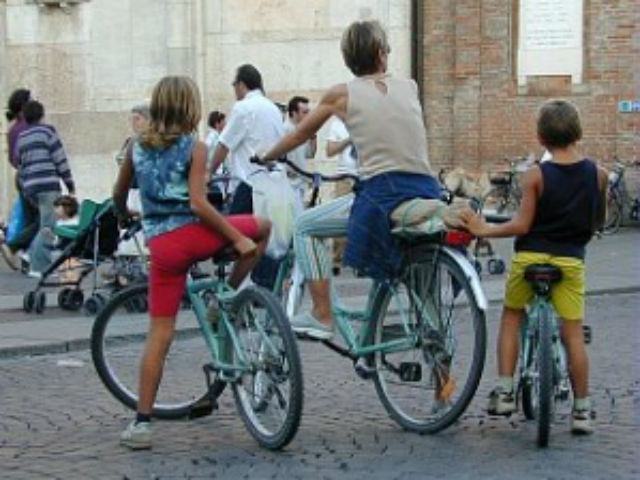 9b710b3cebee742ba341f3e85df7e36f