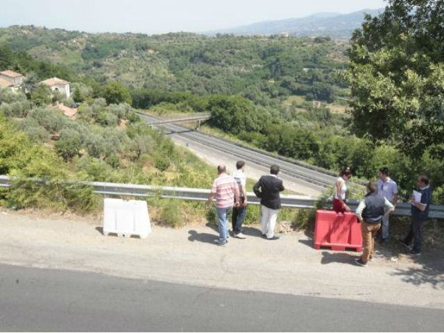 9d9ec09b1f530cf8f3428fbbd32371c9