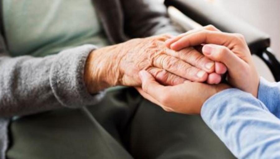 Cosenza Futura: "Comune rafforzi il sistema Welfare per anziani e disabili" 51 ANZIANI DISABILI