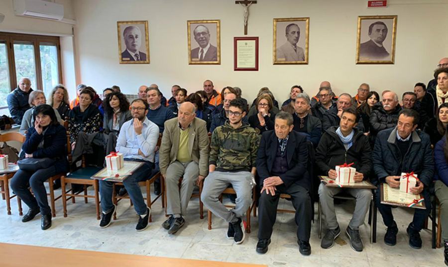 Laino Borgo premia i suoi cittadini più talentuosi: quattro attestati di merito 51 ATTESTATO MERITO LAINO1