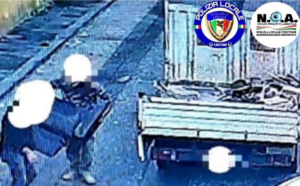 Sorpresi ad abbandonare mobili e rifiuti per strada, sanzionati 51 Abbandono rifiuti 1