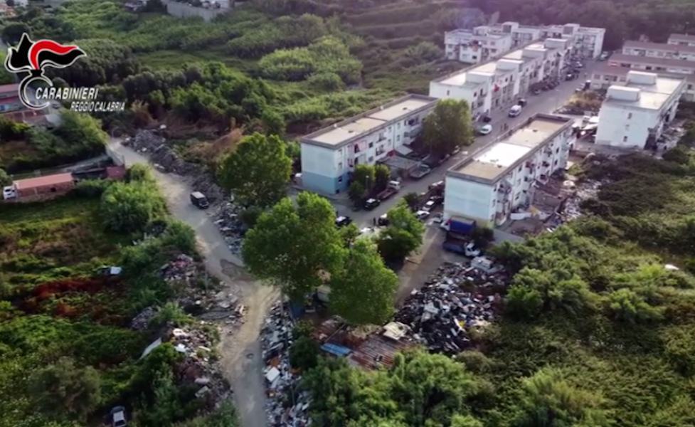 Abusivismo Edilizio operazione dei carabinieri 100 denunce in Calabria01