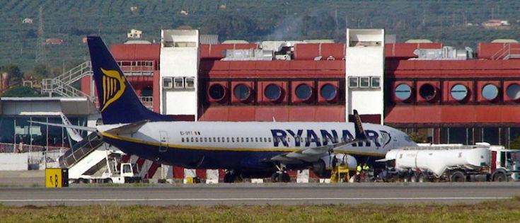 Aeroporto Lamezia Terme pista aereo ryaner
