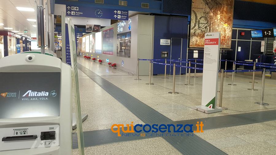 Coronavirus, arriva a Lamezia con un volo da Milano: "qui non c'è nessuno a controllare" 51 Aeroporto internazionale Lamezia terme02 1