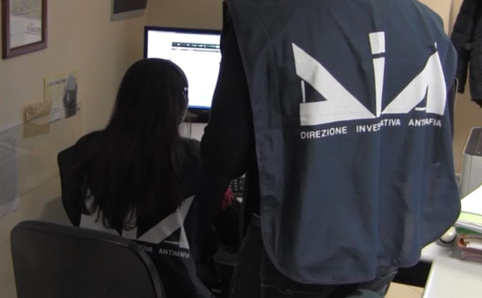 Agenti Dia Direzione investigativa antimafia 03