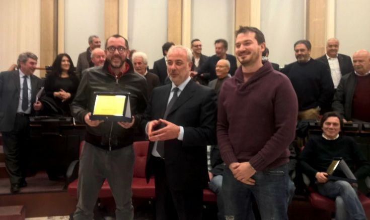 Algieri premia i vincitori di Vetrine di Natale 2015