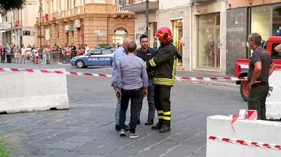 Allarme bomba crotone1