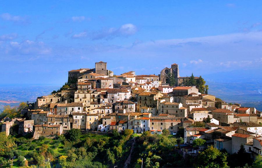 Altomonte paese borgo