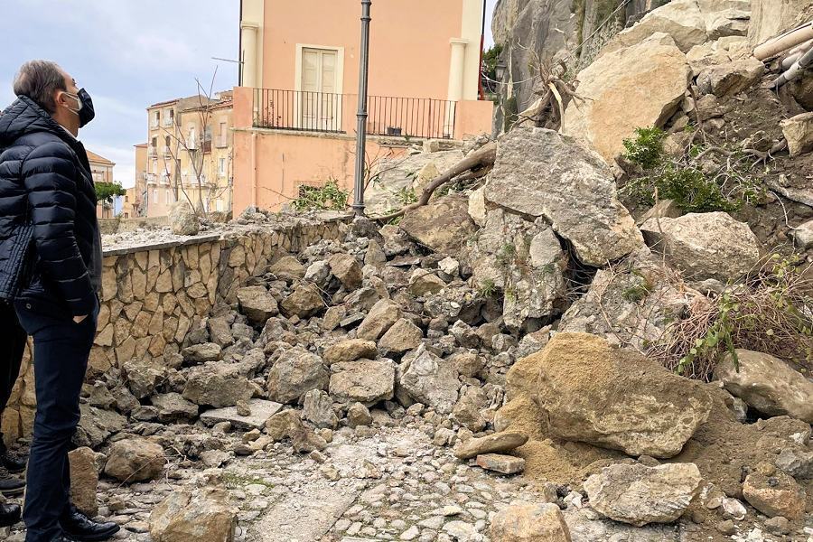 Amantea Crollo Di Natale