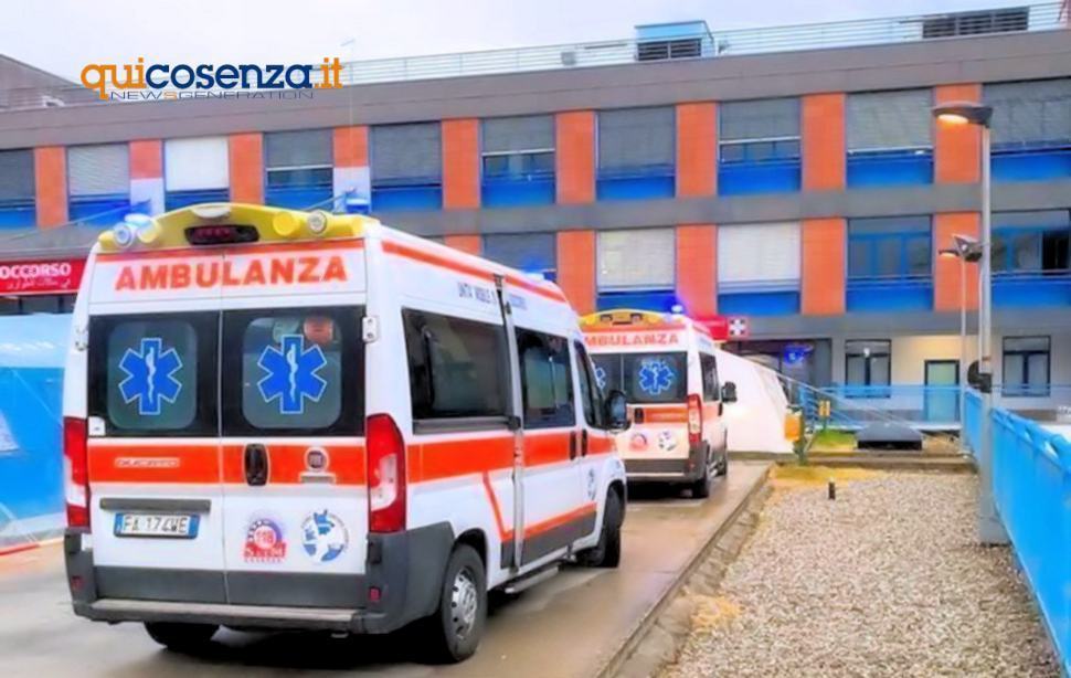 118 con ambulanze vecchie e spesso guaste "da 9 acquistate solo 3, ma consegnate zero" 51 Ambulanze Cosenza 4