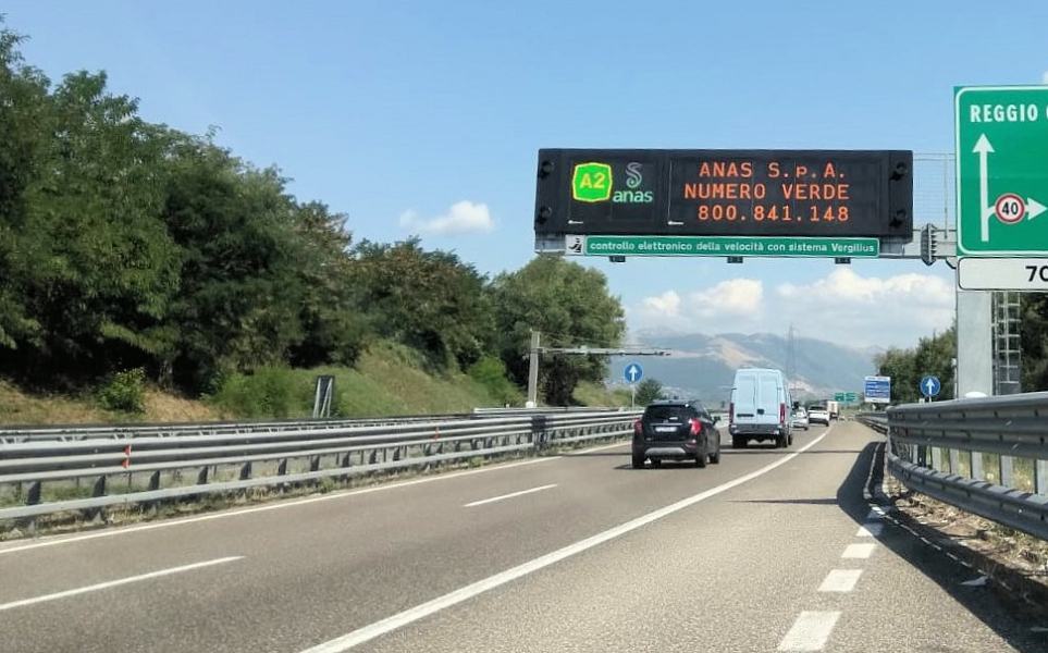 Verso la fine dell'estate, bollino rosso per gli ultimi rientri dalle mete di vacanza 53 Anas autostrada A2 2