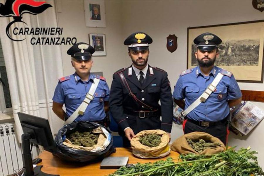 Arrestati padre e figlio