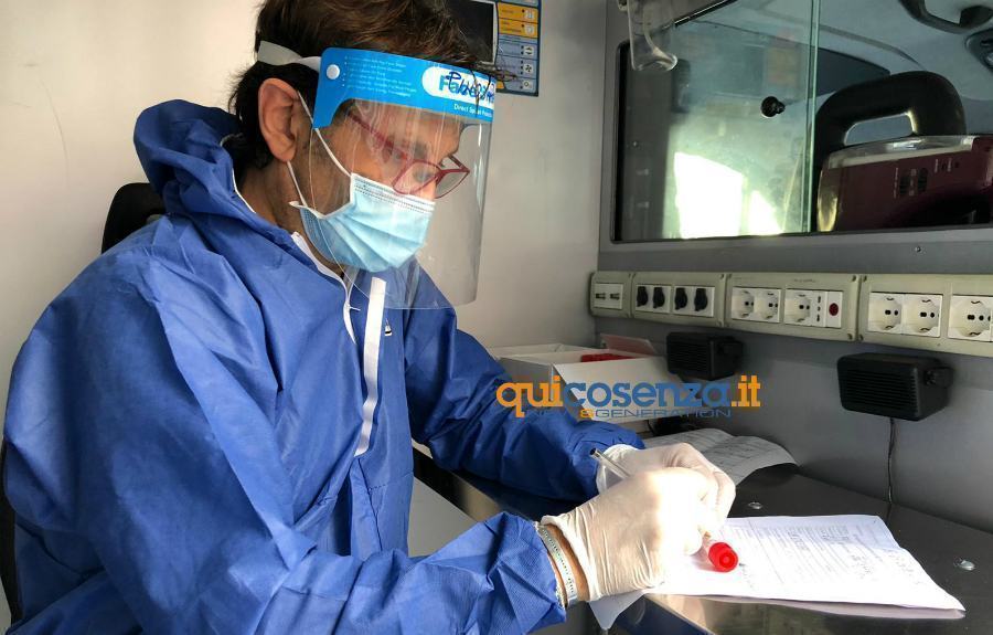 Asp Cosenza laboratorio mobile tamponi 01 1